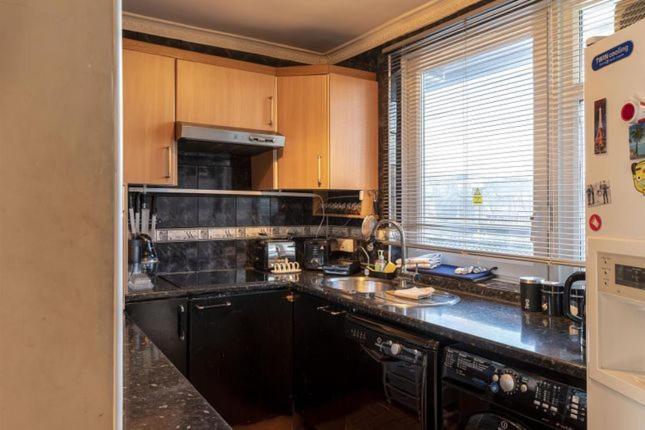 1 Bedroom Flat Close To City With Free Parking Arrangement Londres Extérieur photo
